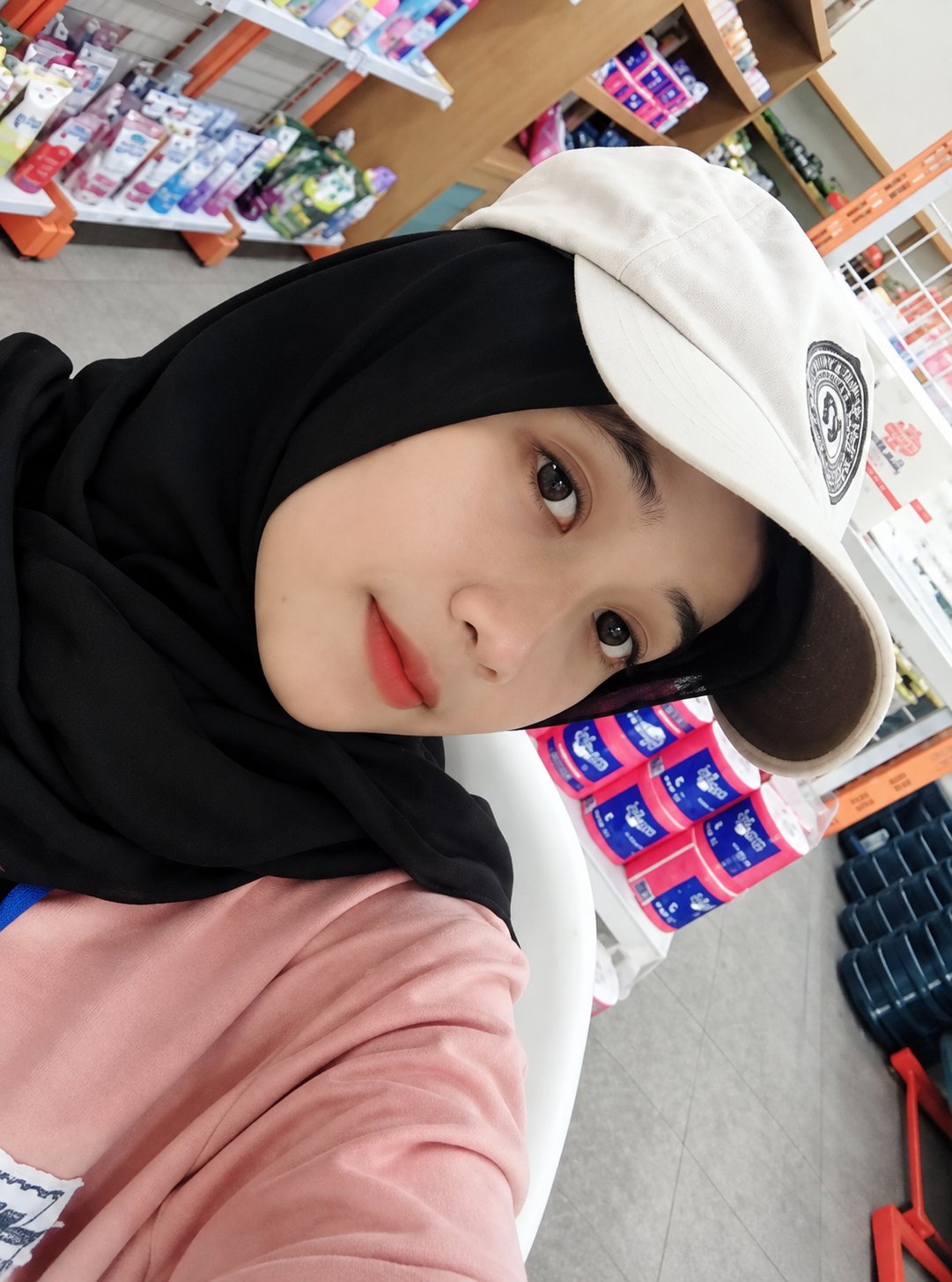 Agustina Dewi