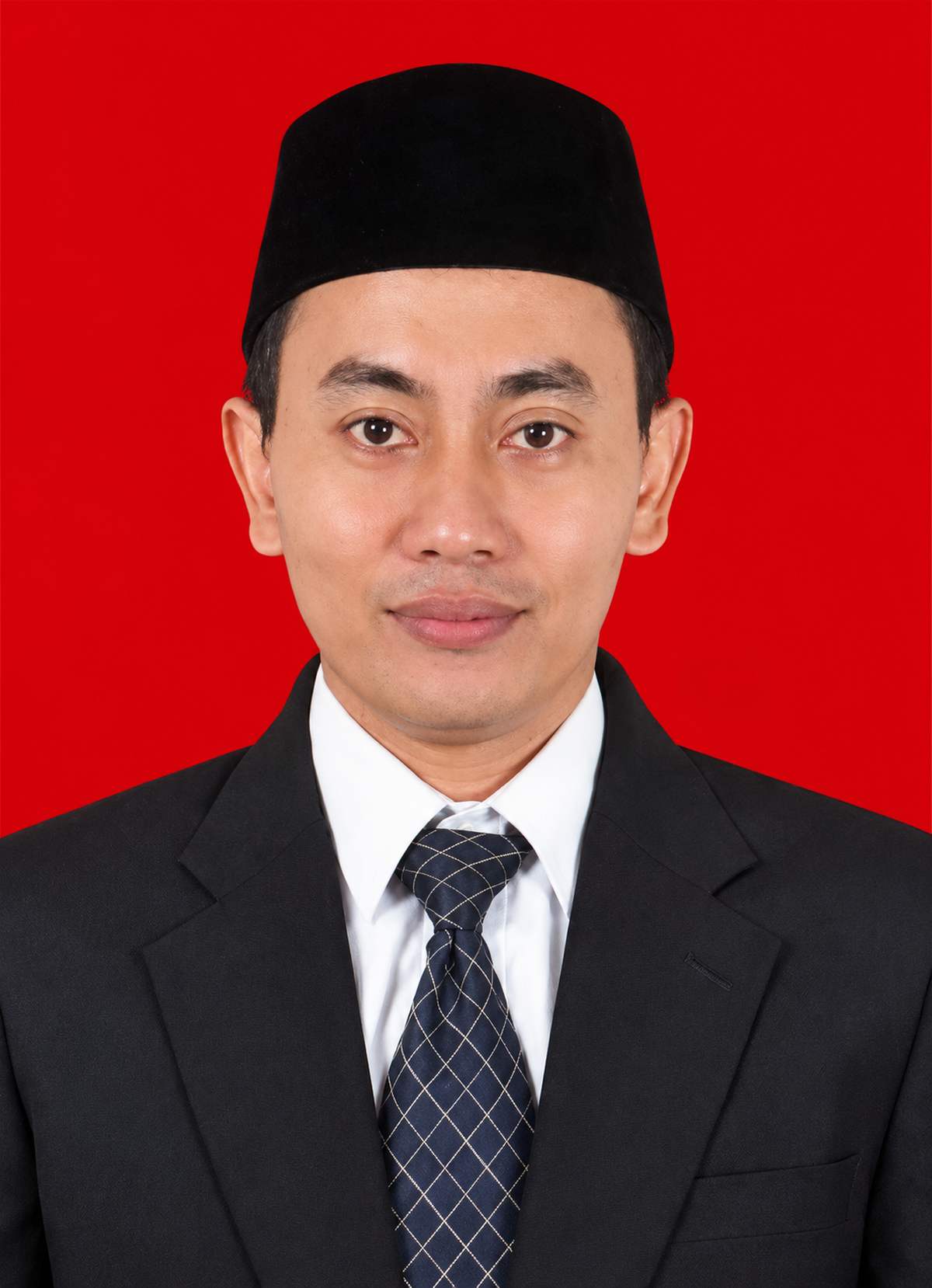 Moh. Imron, S.H.I., M.Pd.
